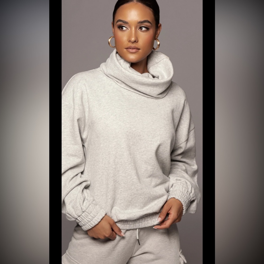 JLUXLABEL Balen funnel neck hoodie / sold out style-NWT